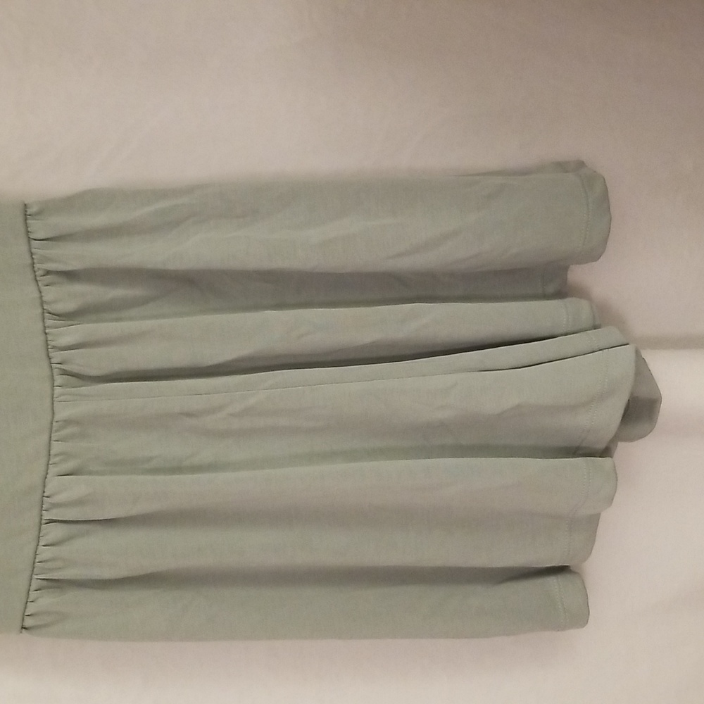 Romper - Picture 3 of 8